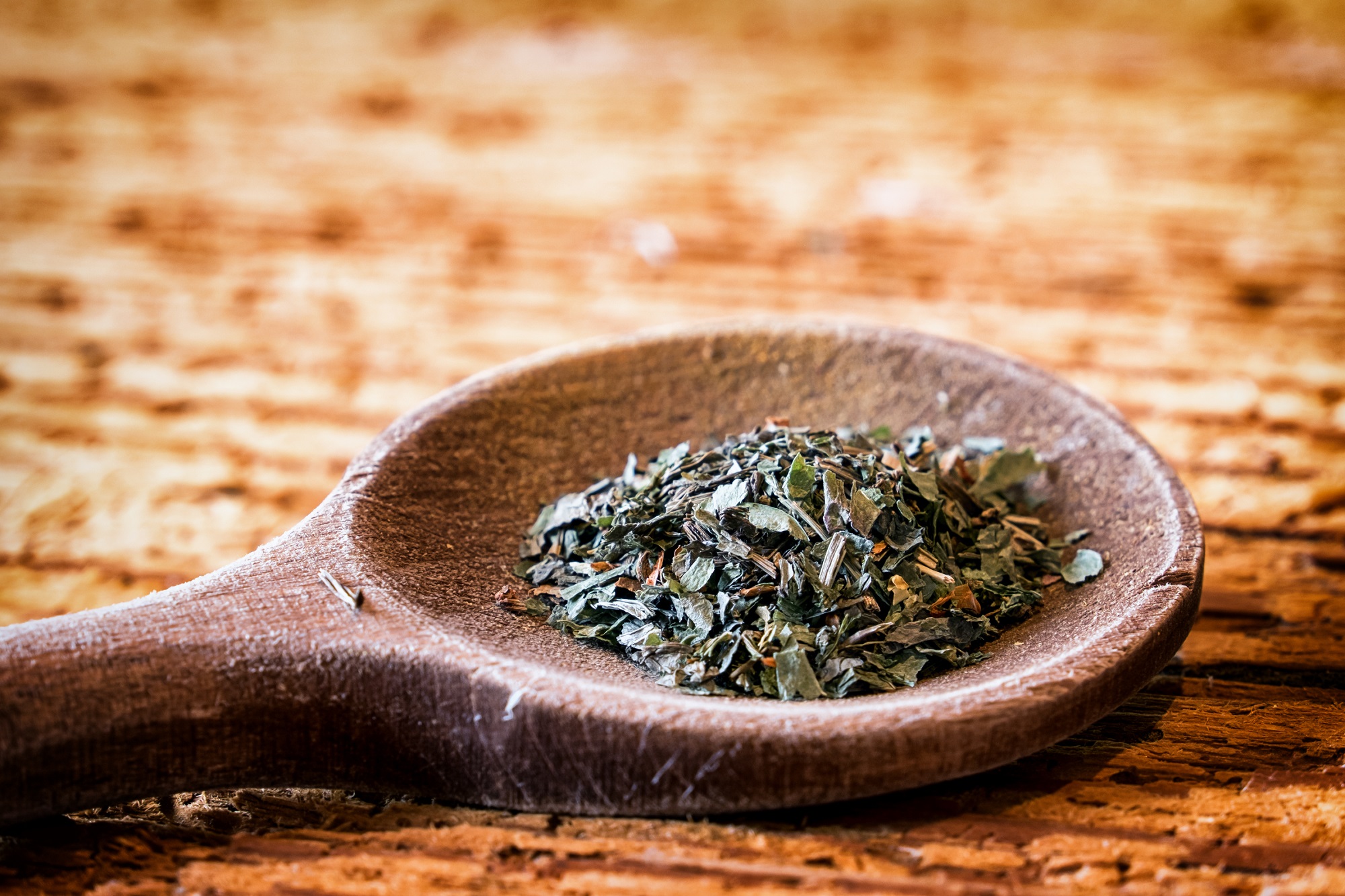 Waldmeister geschnitten – Kräuterbeutel 500g in Premium-Qualität Geschnittener Waldmeister 500g im Beutel