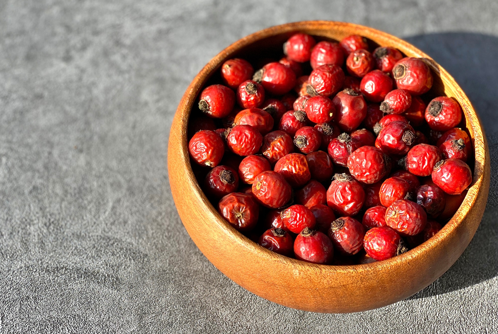 Mynatura Bio Hagebutten ganz getrocknet