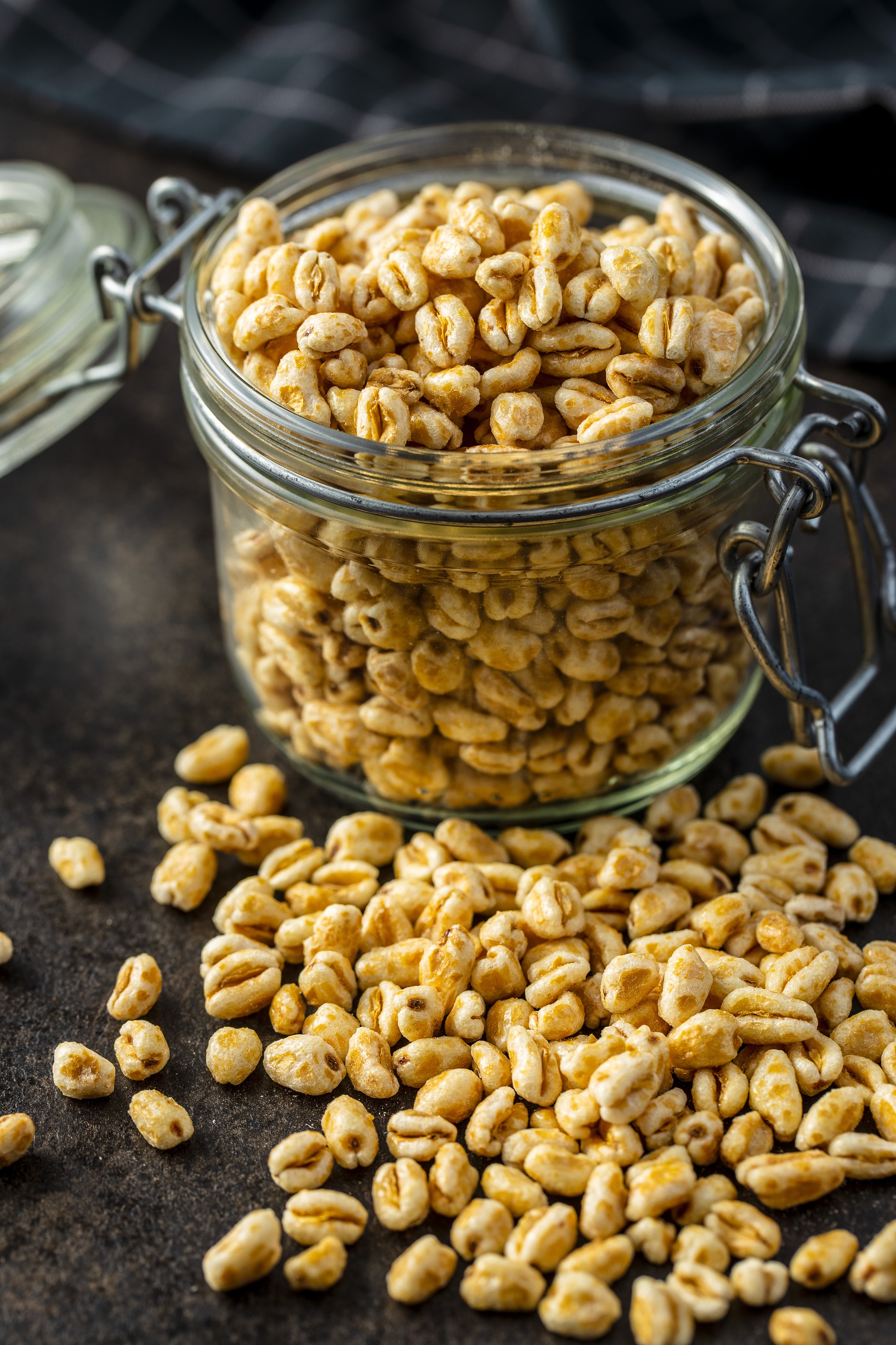 Bio Dinkel gepufft mit Honig – Knuspriger Bio-Snack für Müsli, Bowls & Backen Bio Dinkel gepufft mit Honig – Knuspriger Bio-Snack für Müsli, Bowls & Backen