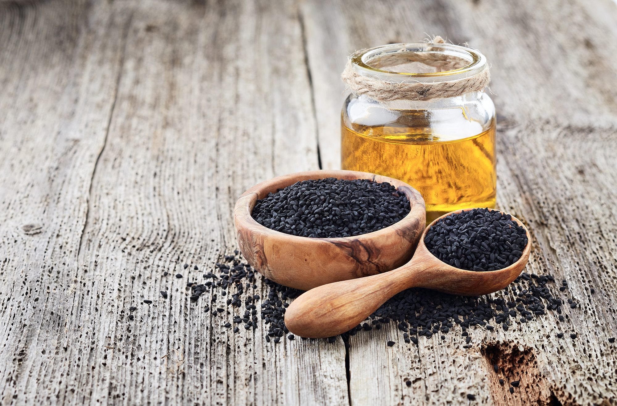 Schwarzkümmel Samen von Mynatura – Natürliches Gewürz mit vielseitiger Verwendung für Küche und Genuss 1Kg