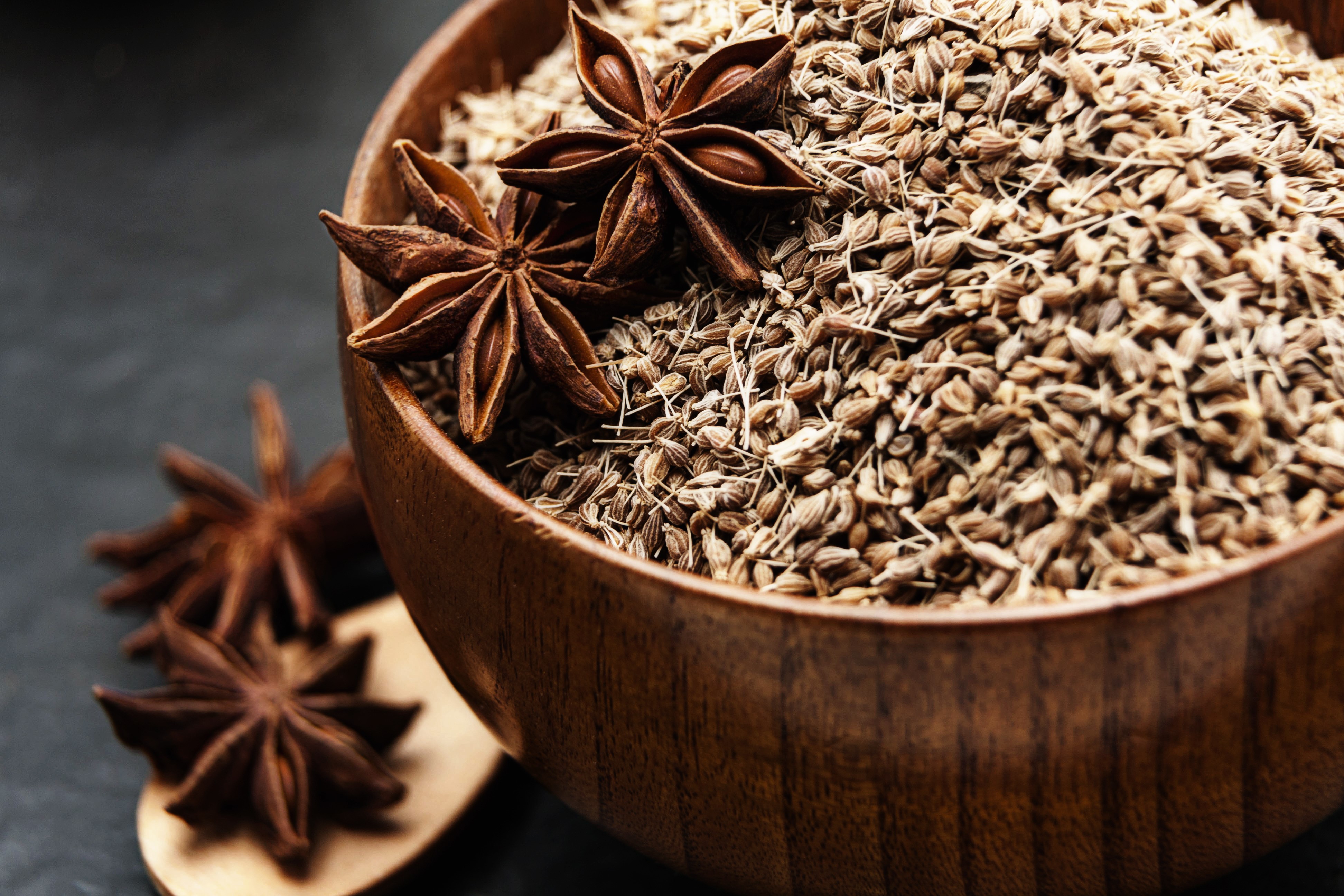 Bio Anis Samen – aromatisches Gewürz in Premium Bioqualität | Mynatura Bio Anis Samen – aromatisches Gewürz in Premium Bioqualität | Mynatura