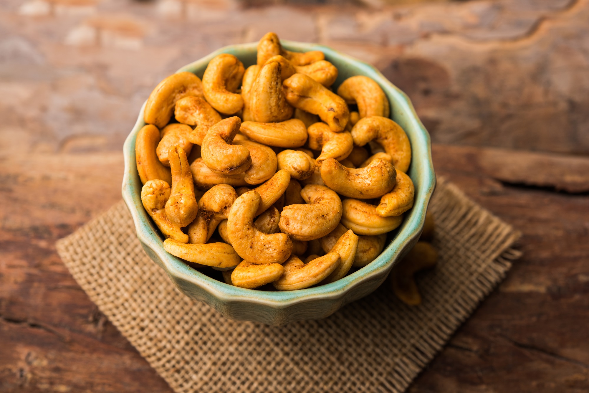 Cashewkerne mit Curry und Salz – Knuspriger Premium-Snack von Mynatura