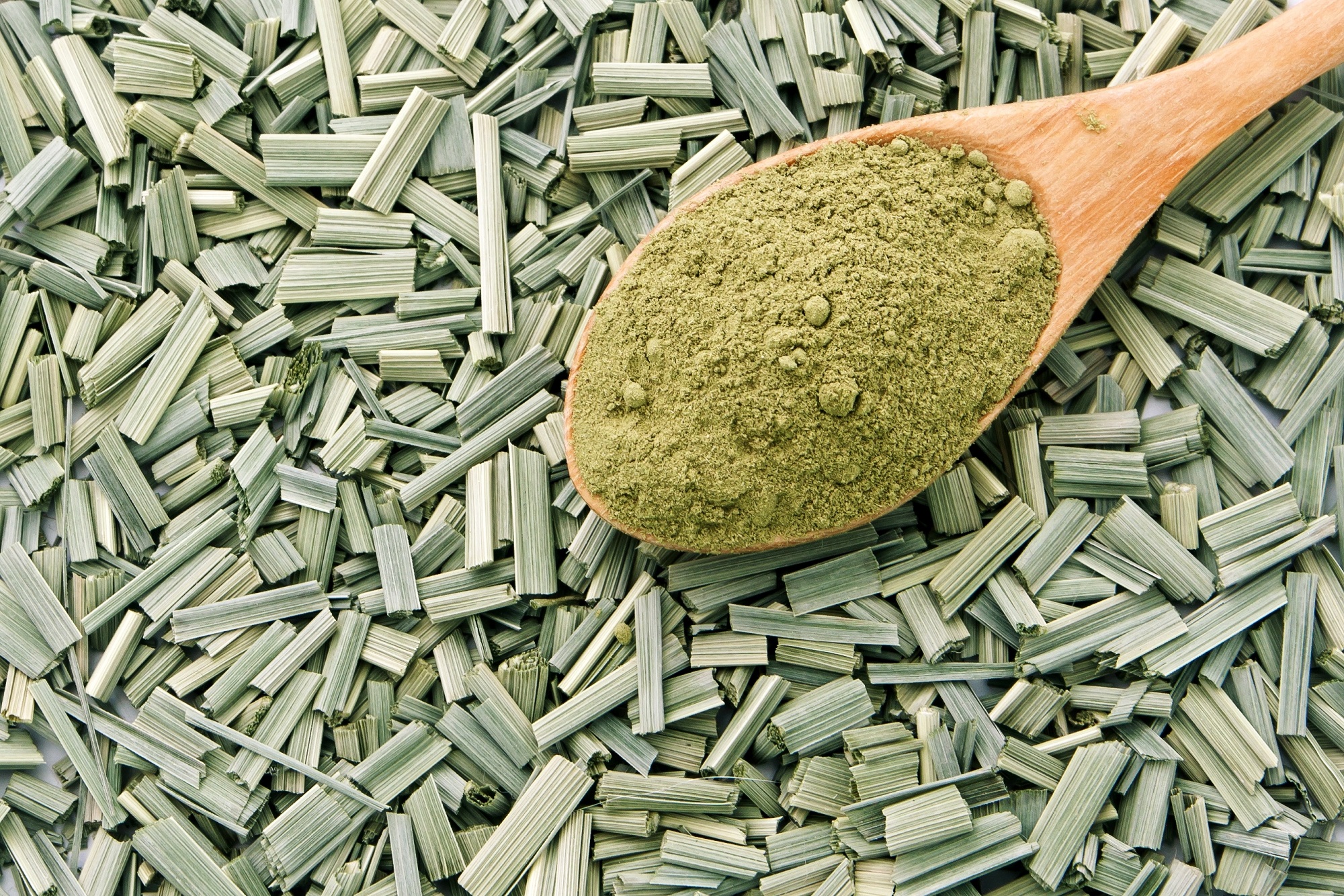 Lemongras gemahlen – aromatisches Zitronengras für Currys, Tees und asiatische Gerichte | mynatura 50g Lemongras gemahlen – aromatisches Zitronengras für Currys, Tees und asiatische Gerichte | mynatura 50g