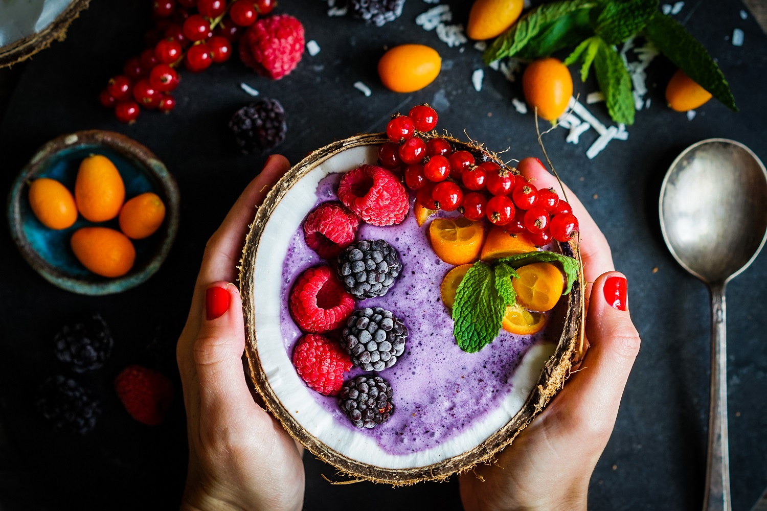 Mynatura Kunterbunte Welt - Set mit natürlichen Farben zum Kochen & Backen