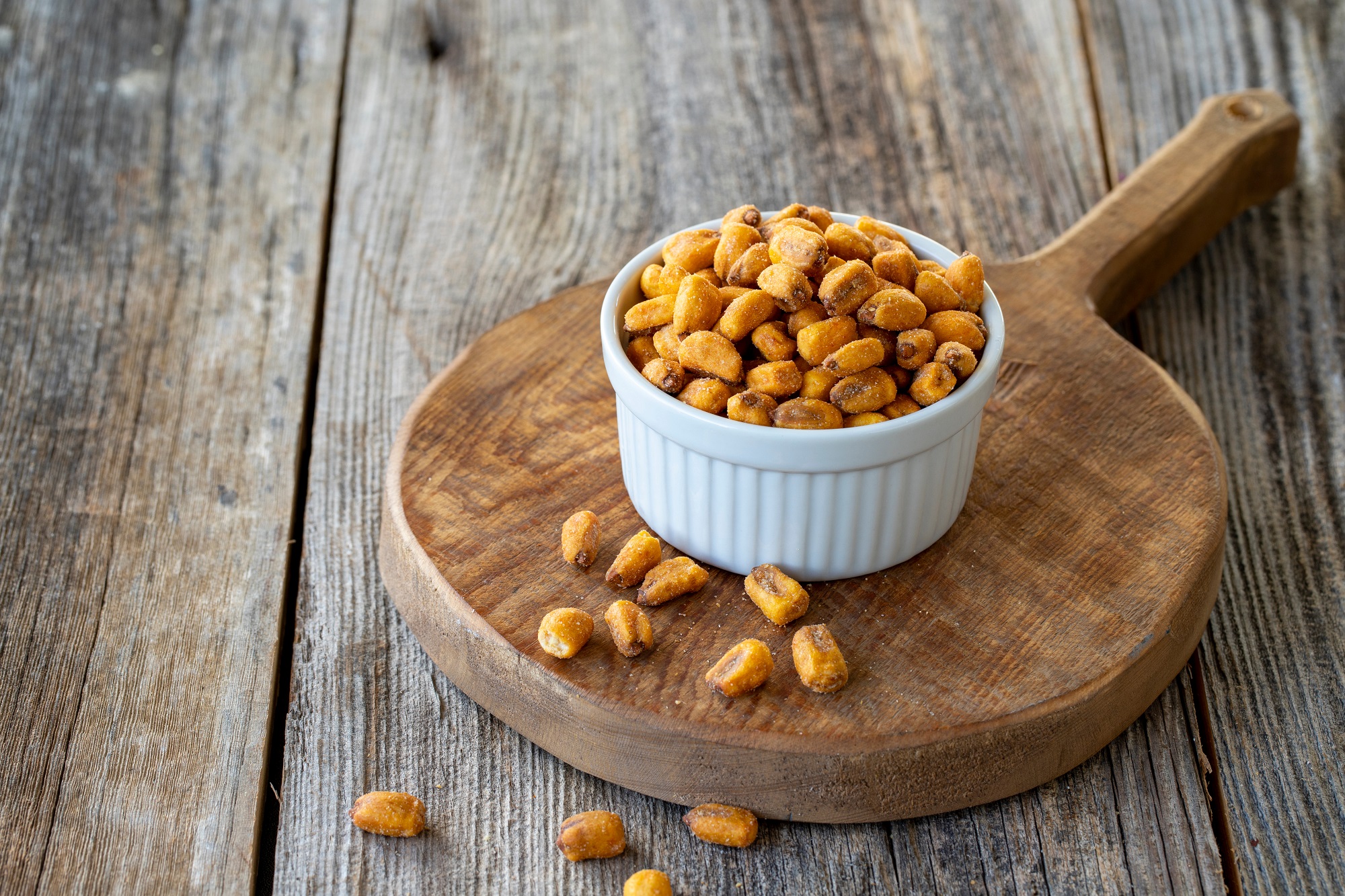 Geröstete Maiskörner mit Chili – Knuspriger Snack mit würzigem Geschmack | Mynatura